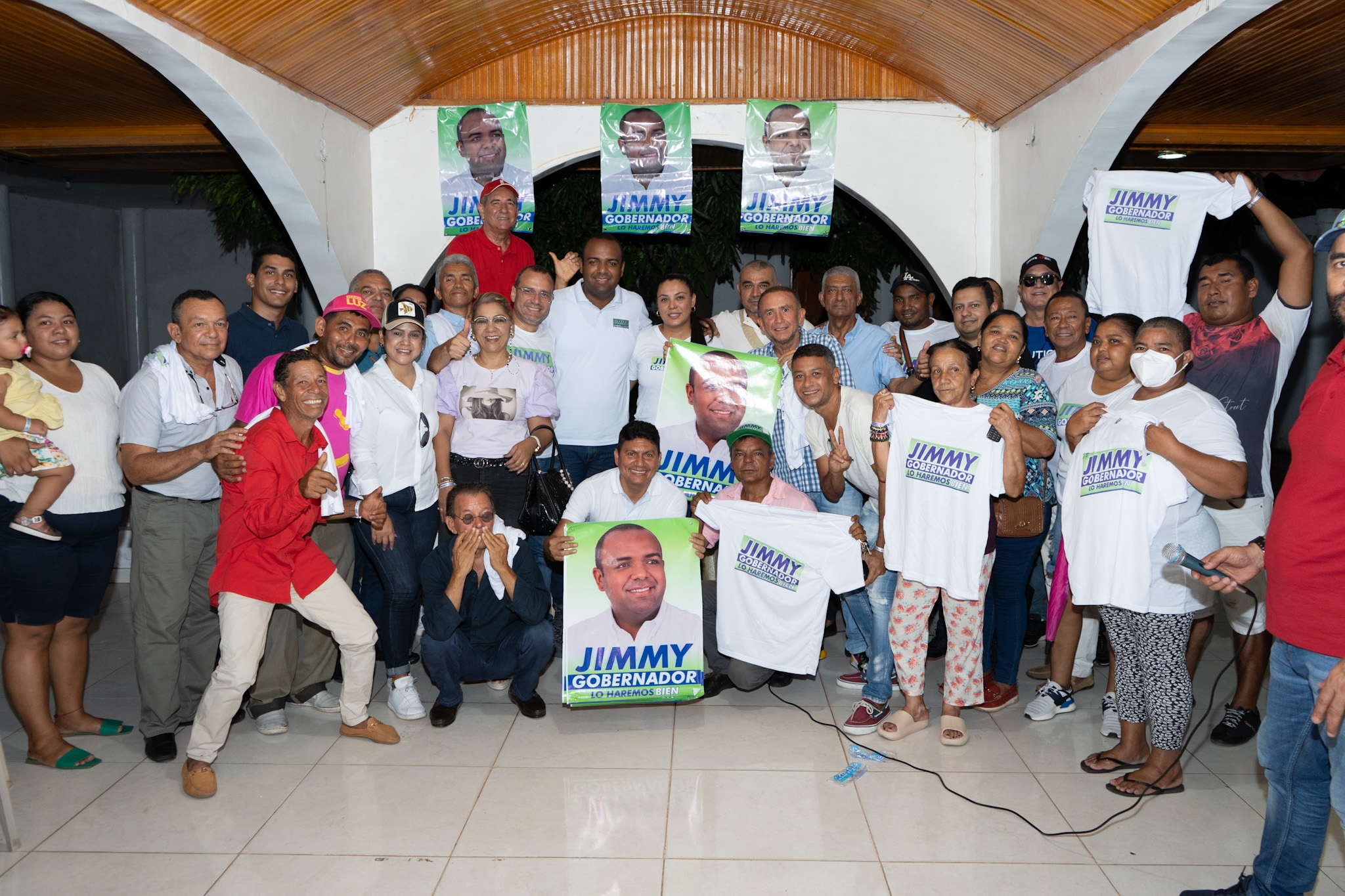 José Cokito Maya y Karina Navas en Urumita apoyan a Jimmy Boscan